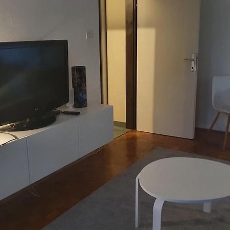 Apartment Sretni Dimnjacar Osijek Exterior photo